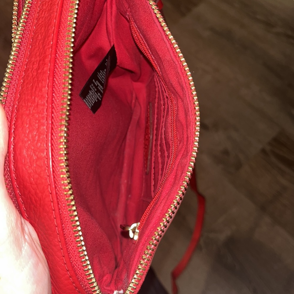 Genuine leather crossbody bag. Red fossil crossbody purse - Picture 11 of 15